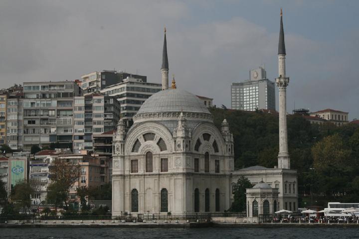 21 Dolmabhaçe Camii.JPG